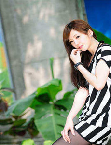 六品堂最美人间四月天-校园女生暴力视频