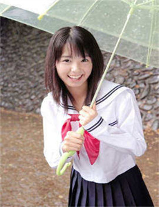 吉村美咲-泷泽萝拉内涵图
